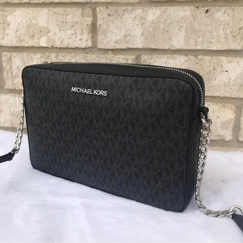 Michael Kors new 100%